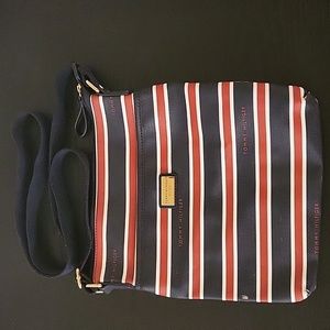 Tommy Hilfiger Crossbody Purse RED/ WHITE/BLUE w/ GOLD Hardware!